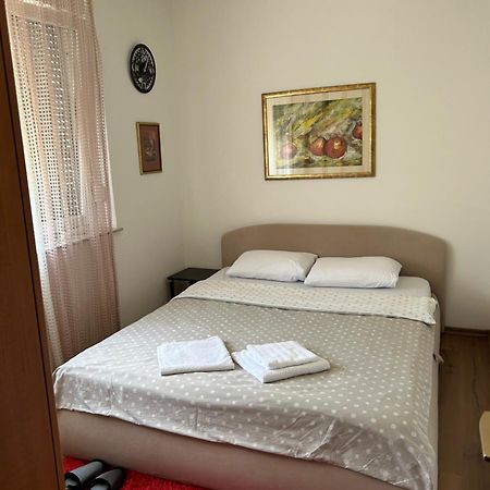Apartman Lav โมสตาร์ ภายนอก รูปภาพ
